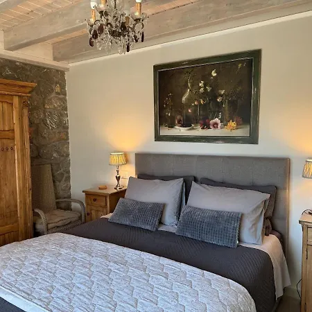 Olivias Ájosz Minász