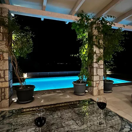 Hébergement de vacances Aegean Horizon - Retreat For 6 With Private Pool & Sea Views Of Evia Near Athens Saint Minas